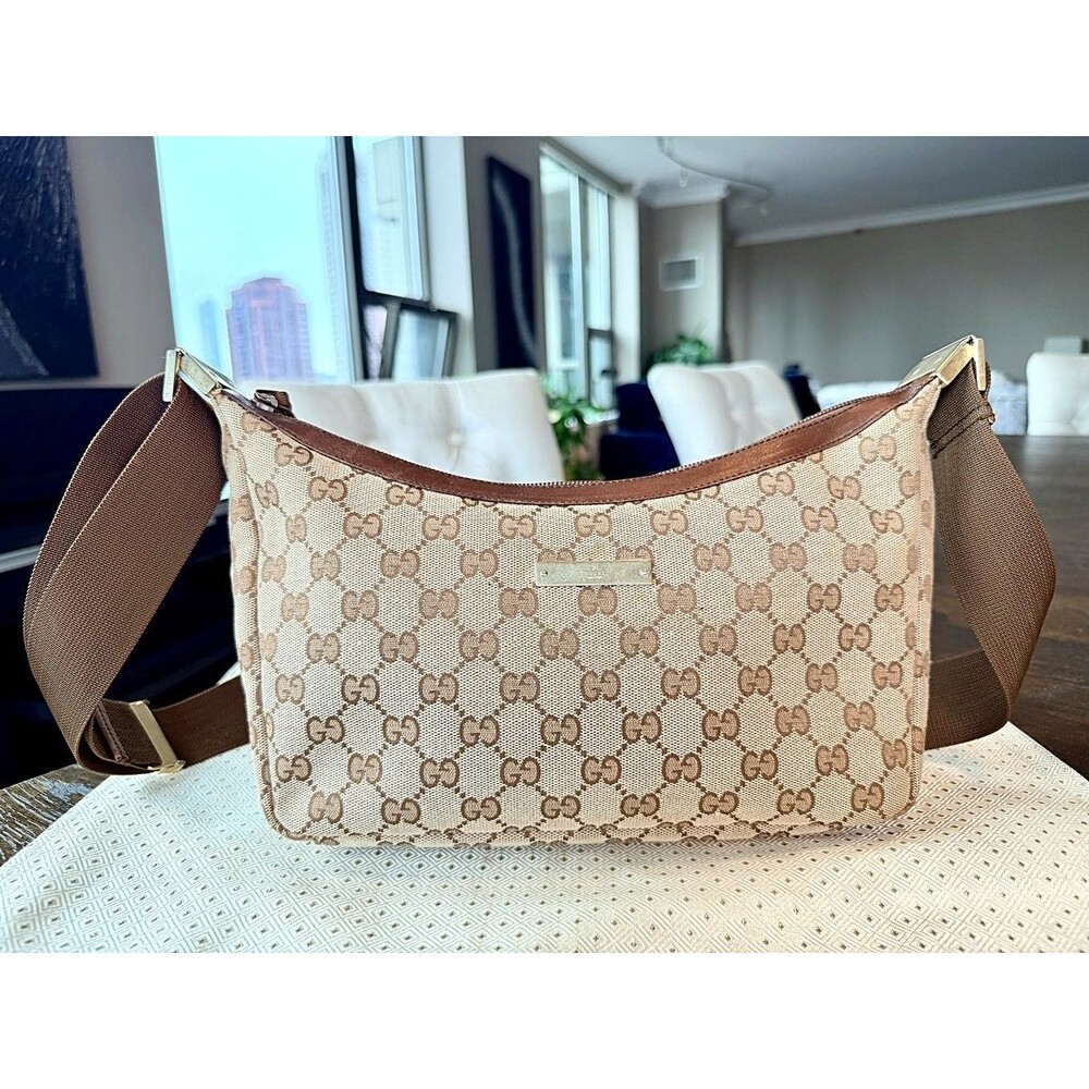 Authentic Gucci GG Canvas Beige Shoulder Bag Gold Hardware Zip Top Medium